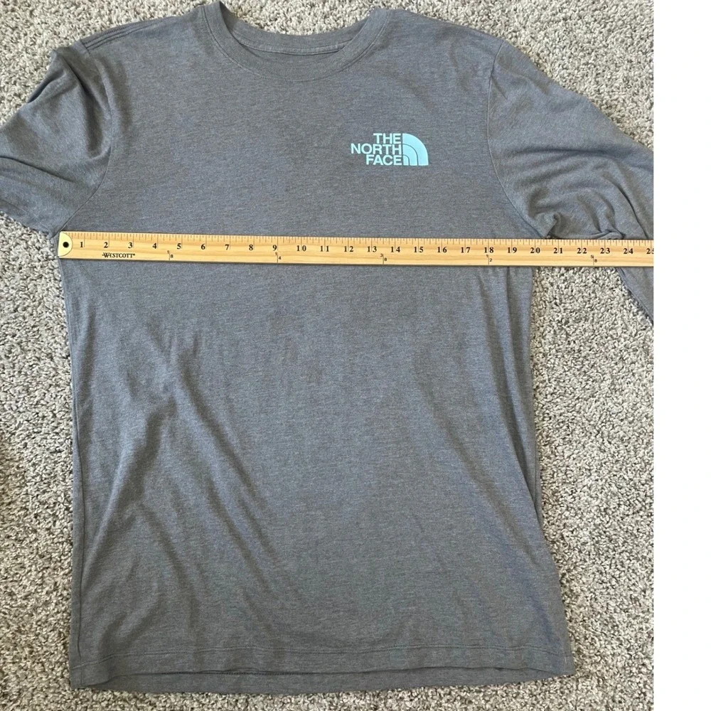 The North Face Long Sleeve Tee Mens Medium Gray Excellent Mountain Graphic Shirt